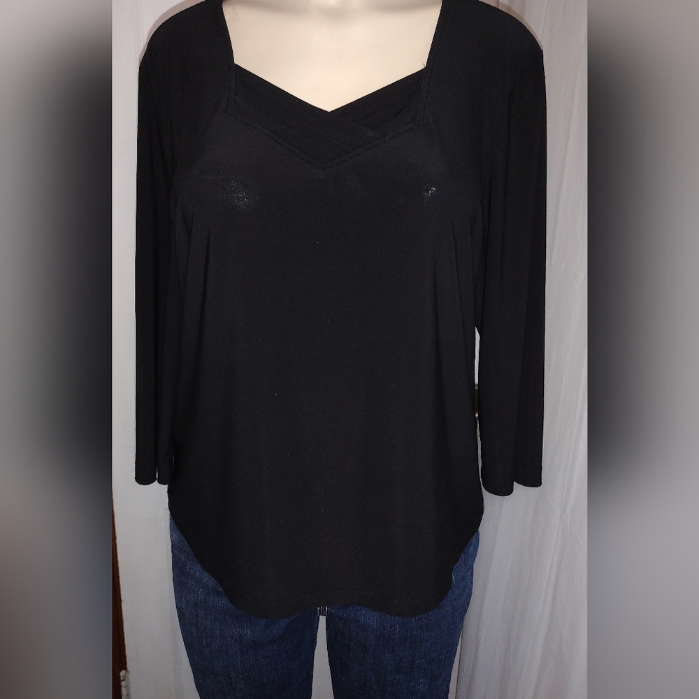 JM Collection Petite Large Black Slinky Stretch Pleated V Neck Effortless Style!